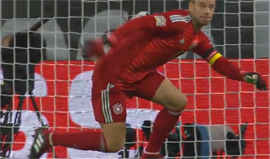 Iz vyyasnenij ehksa i dejstvuyushchego vyshlo po balu1