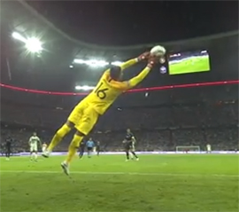 Iz vyyasnenij ehksa i dejstvuyushchego vyshlo po balu7