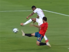 Anglichane vozrodili intrigu7