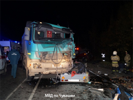 Nastupivshij den vnosit yasnost v tragediyu s gibelyu 11 chelovek v DTP u Bolshih Karachur