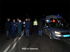 Nastupivshij den vnosit yasnost v tragediyu s gibelyu 11 chelovek v DTP u Bolshih Karachur1