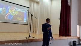 Poreckie i Civilskie prokurory v preddverii 25 letiya prinyatiya konstitucii poobshchalis s veteranom i shkolnikami1