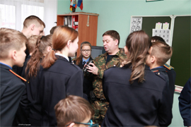 SU SKR po CHuvashii prodemonstrirovalo kadetam vysokotekhnologichnuyu tekhniku6