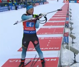 Francuzhenki nikomu ne pozvolili operedit sebya v ehstafete1