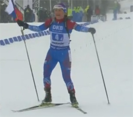 Rossijskaya vyuga v nemeckom Oberhofe vyvela YUrlovu na finish s flagom v ehstafete3