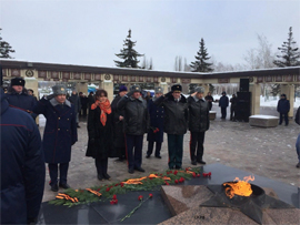 Kazan peredala patrioticheskuyu ehstafetu Volgogradu2