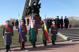 I Rostov na Donu nikogo i nichto ne zabyl28