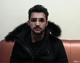 Podozrevaemyj v krazhe popugaya iz Vladimirskoj oblasti