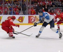 Final konchilsya na hokkejnom Attile1