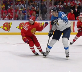 Final konchilsya na hokkejnom Attile6