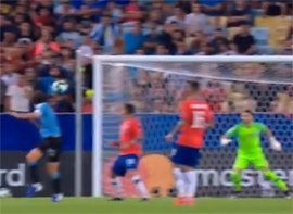 Masterskaya golova Kavani probila chetvertfinal s Peru3