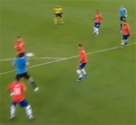 Masterskaya golova Kavani probila chetvertfinal s Peru6