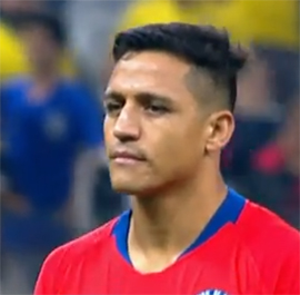 V polufinal s poslednim v matche udarom18