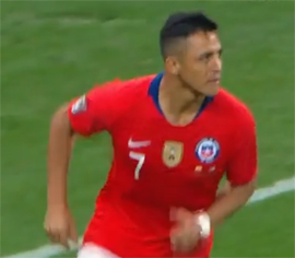 V polufinal s poslednim v matche udarom20