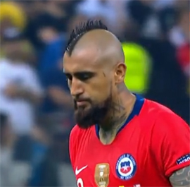 V polufinal s poslednim v matche udarom6