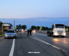 Nasmert sbivshemu u Ahmanej devushku i ee otca shoferu gruzovika iz Tatarstana nashli statyu1