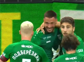 Atakuyushchij Rostov vklinilsya v lidiruyushchuyu pyaterku3