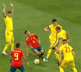 Ispaniya edva ne upustila pobedu4