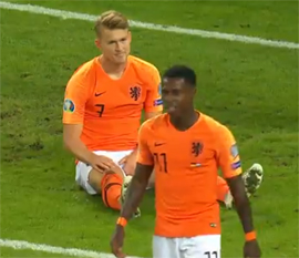 Niderlandy liho sdelali kvadraturu Germanii3