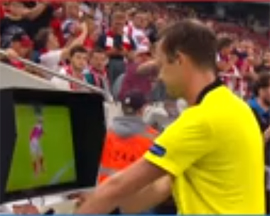 V lidery protisnulis troe2