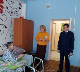 Prokurory zapreshchayut Lajneru pult