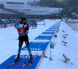 Kajsa i vospryanuvshij bez Johannesa Furkad vzyali Oberhofskie mass starty2