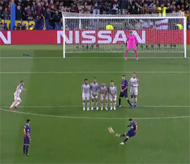 Messi probivaet i zabivaet1