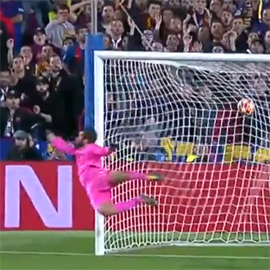 Messi probivaet i zabivaet3