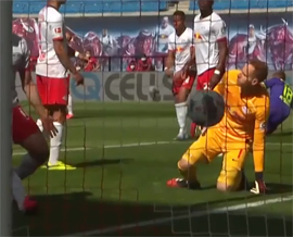 Vernuvshiesya v futbol nemcy prilichno nakoloshmatili4