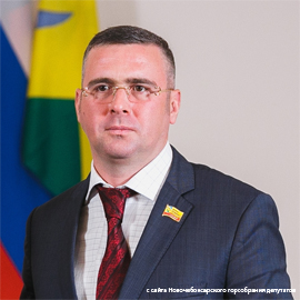 Deputat Novocheboksarskogo gorsobraniya deputatov Viktor Vorobev