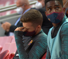 Bavariya sygrala pechali v setku Barsy10