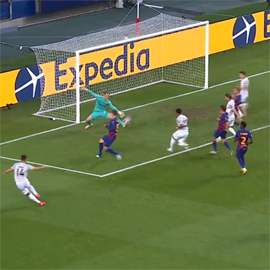 Bavariya sygrala pechali v setku Barsy6