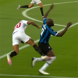 Ot pragmatichnyh pobed proigryvaet zrelishchnost16