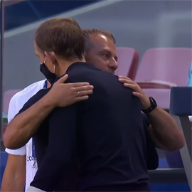 Ot pragmatichnyh pobed proigryvaet zrelishchnost2