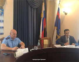 Prokuror i upolnomochennyj zashchitili prava predprinimatelej dva na dva