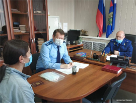 Prokuror Chuvashii Andrej Fomin prinyal grazhdan v Komsomolskom