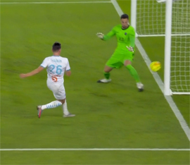 Kogda idet bolshaya draka malo futbola15