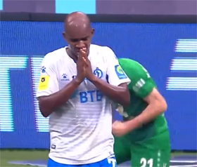 Kogda idet bolshaya draka malo futbola17