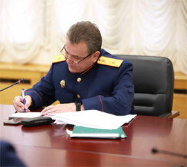 Na operativnom soveshchanii po dolshchikam v SK RF7