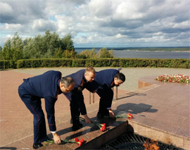 Pochtili zhertv fashizma2