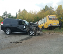 MVD po Chuvashii i SU SKR po Chuvashii opovestili o DTP so shkolnym avtobusom u Maloj Erykly