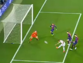 Mbappe het trikom Barse na Kamp Nou othodnuyu propel2