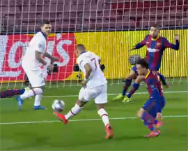 Mbappe het trikom Barse na Kamp Nou othodnuyu propel3