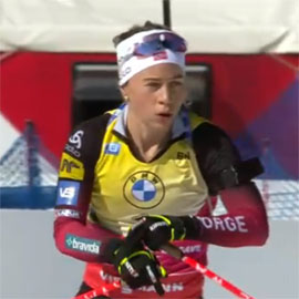 Tiril v zolotom pasyute v Nove mesto gnalas lish za soboj1