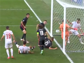 Horvaty s francuzami otfutbolili chetvertfinal1