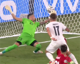 Italiya pokazala hozyajskij futbol7