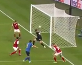 Na polovinu vyshlo 20 minut futbola11