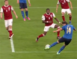 Na polovinu vyshlo 20 minut futbola13