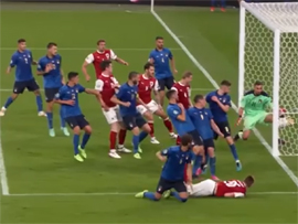 Na polovinu vyshlo 20 minut futbola18