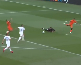 Na polovinu vyshlo 20 minut futbola2